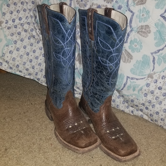 Ariat Shoes - Ariat cowboy boots